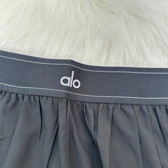 Alo Black Double Layer Sports Shorts Women's Size M - Picture 8 of 9